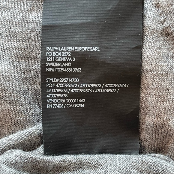 Club Monaco Crew Neck Sweater; Grey & Black 100% Merino Wool; Sz Med - Picture 10 of 10